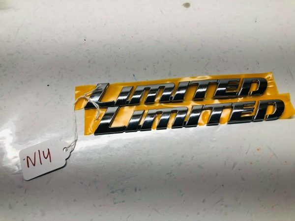 TOYOTA NAMEPLATE 2 PIECES TAILGATE STICKERS EMBLEM
