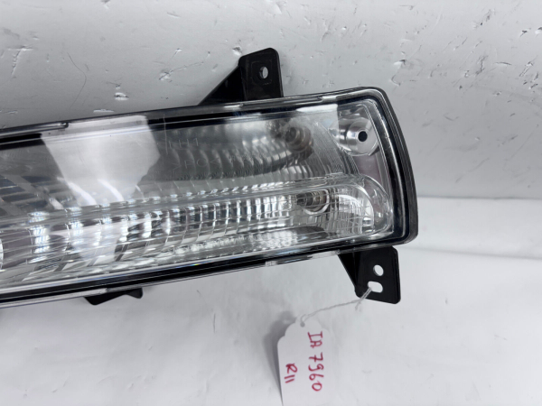 2017 2018 2019 2020 2021 JEEP COMPASS HALOGEN FRONT LEFT OEM TURN SIGNAL - Image 3