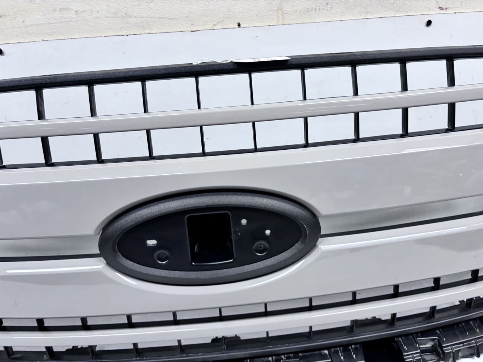 OEM 2018 2019 2020 FORD F150 FRONT GRILLE jl3z8200fcptm NEW NOT PAINTED - Image 8