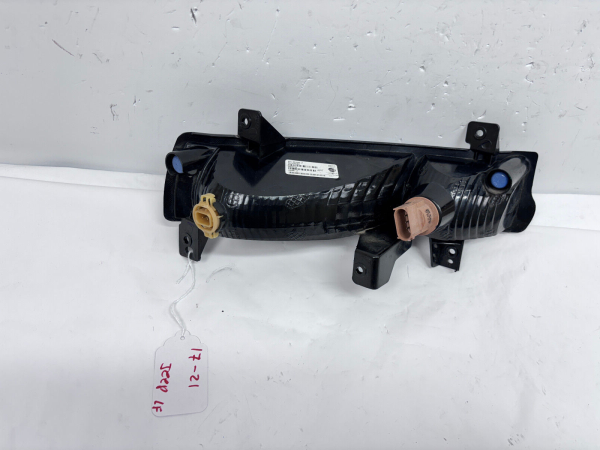 2017 2018 2019 2020 2021 JEEP COMPASS HALOGEN FRONT LEFT OEM TURN SIGNAL - Image 9