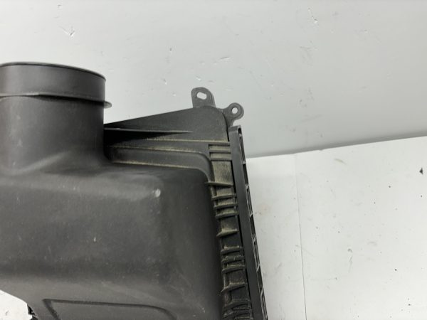 OEM jl349600aa 2018-2021 Lincoln Navigator 2018-2022 Expedition Air Cleaner Box - Image 8