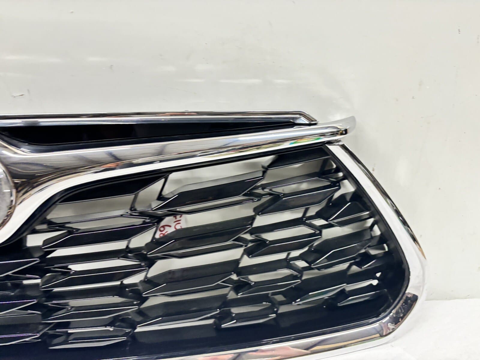 đniceđ 53111-0E250 2020 2021 2022 toyota highlander chrome front oem grille - Image 4