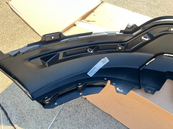 2018 2019 FORD EXPLORER  FRONT LOWER BUMPER COVER VALANCE OEM GENUINE - Image 18