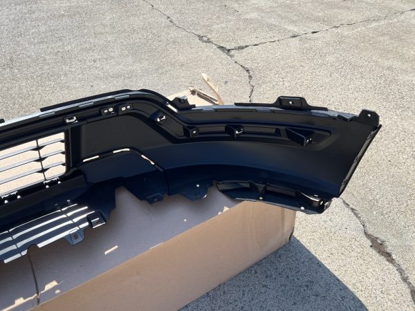 2018 2019 FORD EXPLORER  FRONT LOWER BUMPER COVER VALANCE OEM GENUINE - Image 20