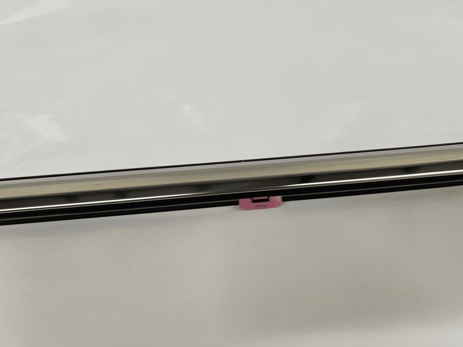 86823419 2019-2022 2023 chevy silverado 1500 front right door belt molding oem - Image 4