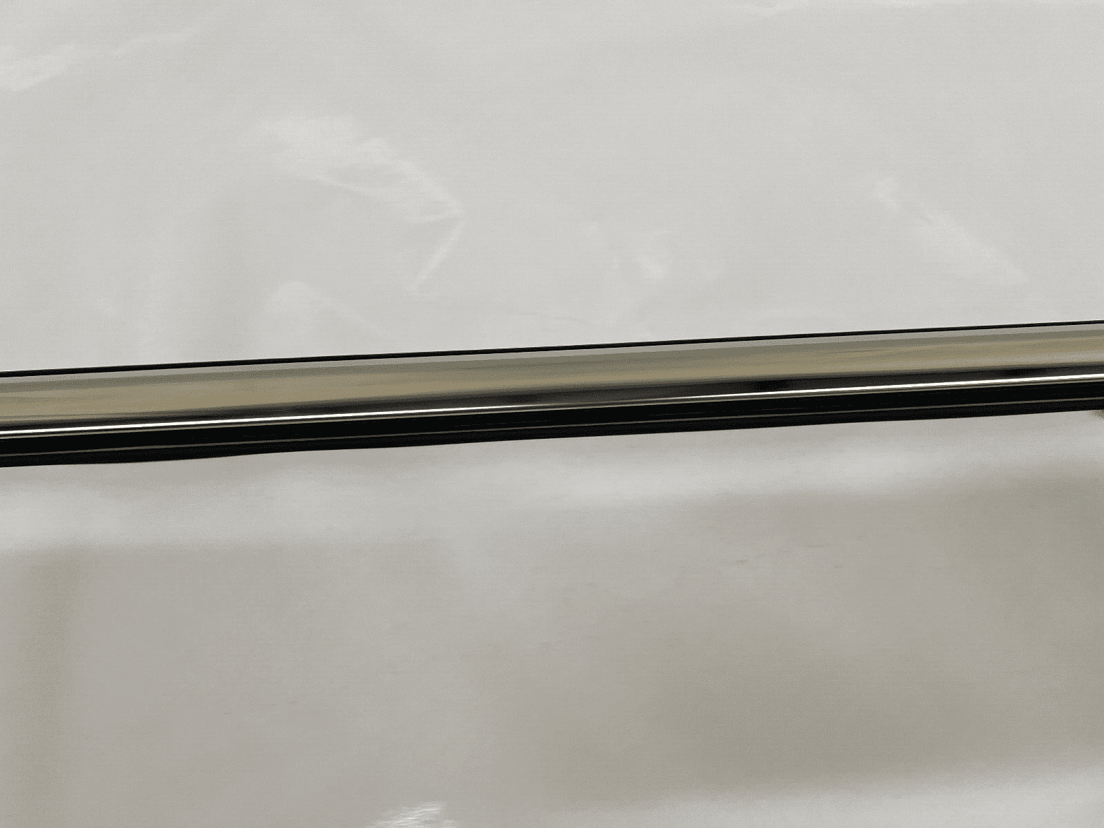86823419 2019-2022 2023 chevy silverado 1500 front right door belt molding oem - Image 5