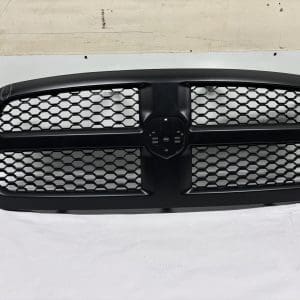 2013 2014 2015 2016 2017 2018 DODGE RAM 1500 FRONT OEM GRILLE GENUINE 68197703AA