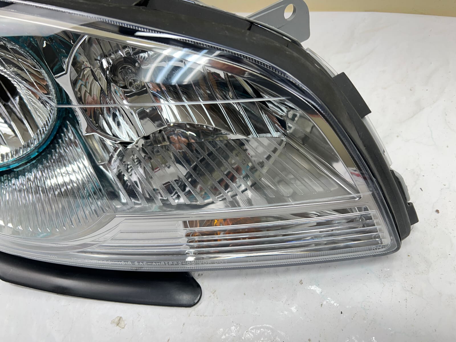 2008 2009 2010 2011 2012 2013 CHEVY MALIBU FRONT RIGHT CAPA HEADLIGHT - Image 4