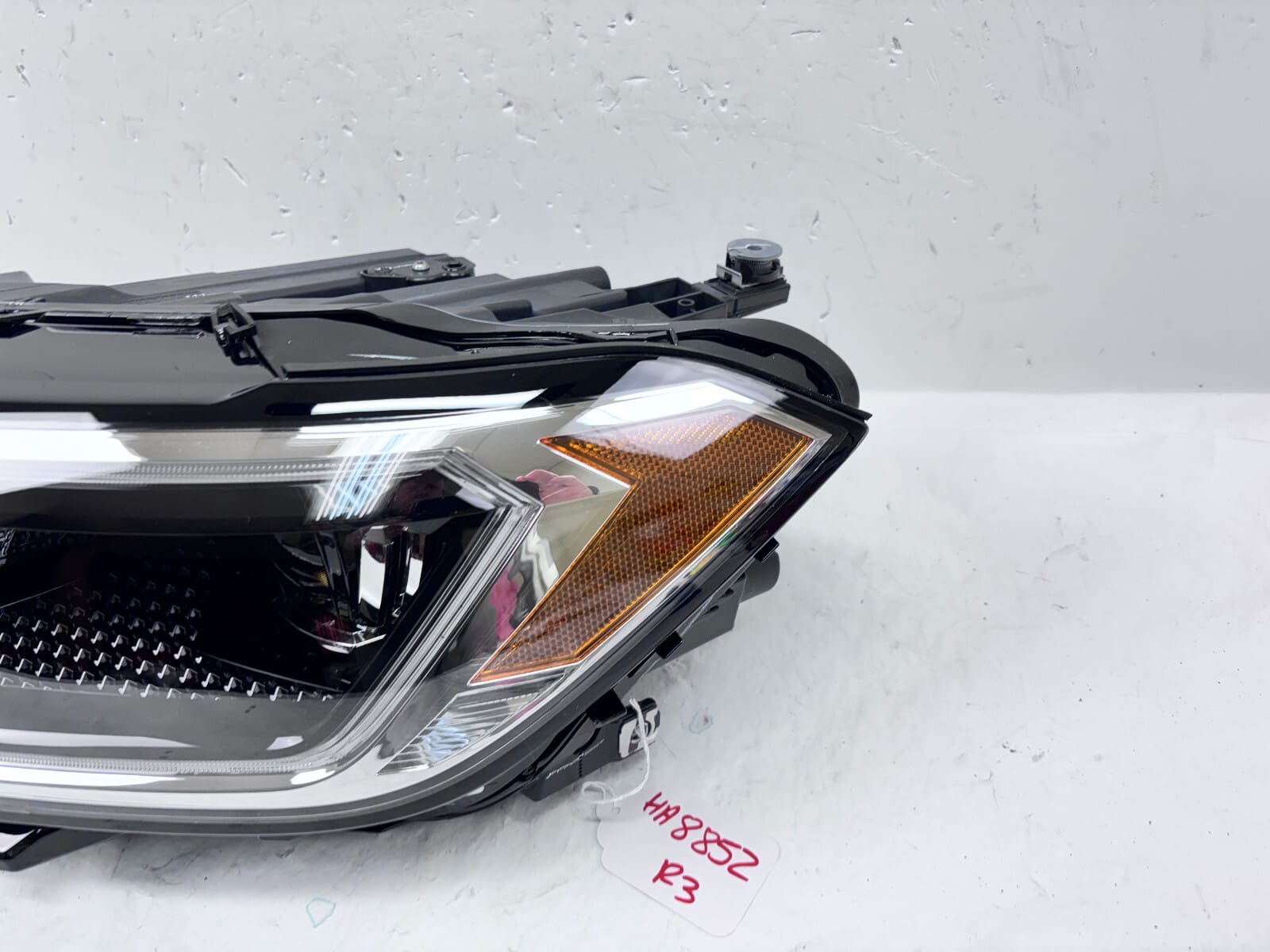 MINT 2019 2020 2021 2022 2023 VW JETTA GLi LED PROJECTOR LEFT OEM HEADLIGHT - Image 3