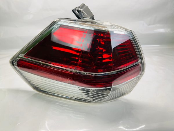 2014 2015 2016 NISSAN ROGUE HALOGEN REAR LEFT OEM TAIL LIGHT