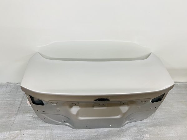 ⭐️ 2017 2018 2019 2020 FORD FUSION REAR OEM TRUNK HATCH TRUNK LID SILVER GENUINE - Image 12