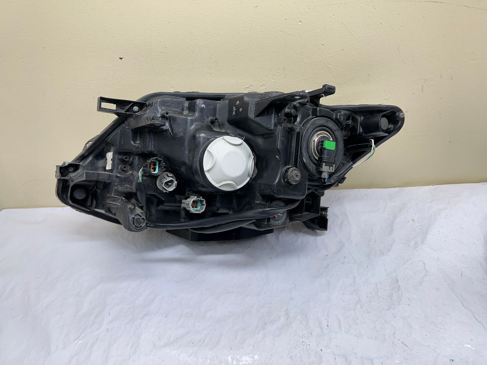 2014 2015 2016 NISSAN ROGUE HALOGEN LED FRONT RIGHT OEM HEADLIGHT - Image 16