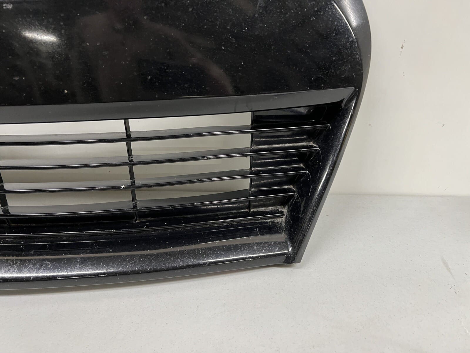 2014 2015 2016 TOYOTA COROLLA FRONT OEM LOWER GRILLE 5310202210 - Image 2
