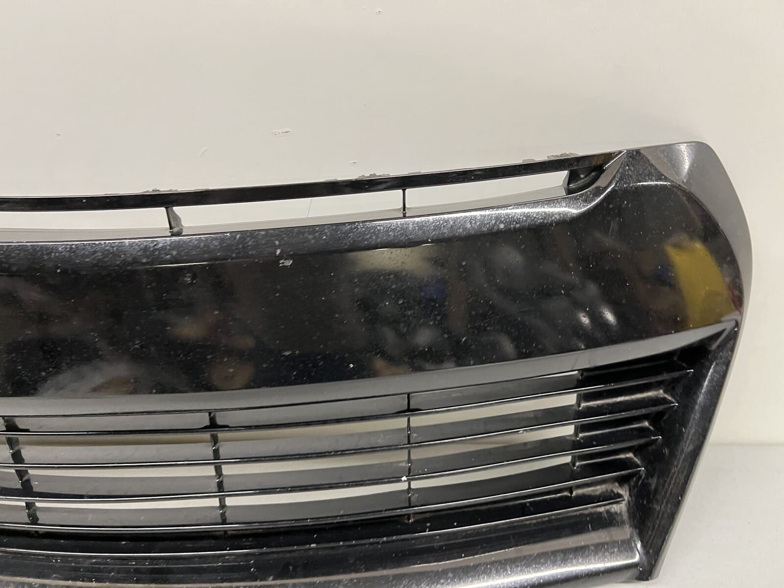 2014 2015 2016 TOYOTA COROLLA FRONT OEM LOWER GRILLE 5310202210 - Image 6