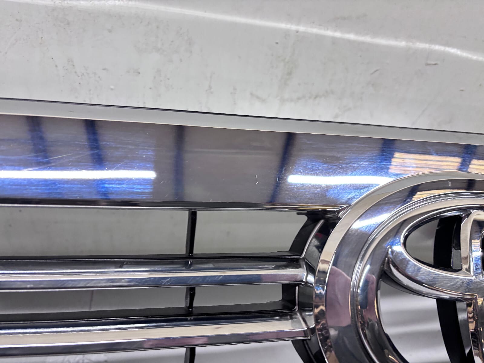 NICE 2014 2015 2016 2017 TOYOTA TUNDRA UPPER CHROME FRONT OEM GRILLE GENUINE - Image 11