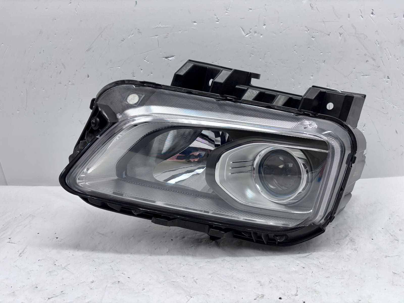 2018 2019 2020 2021 HYUNDAI KONA HALOGEN FRONT LEFT OEM HEADLIGHT 92101-J9020