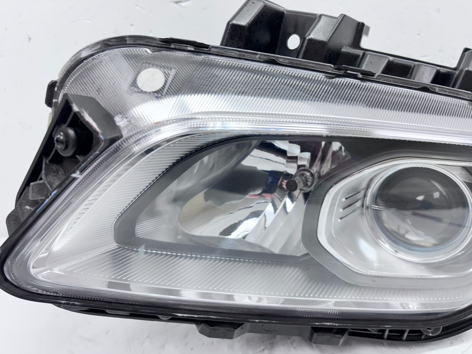 2018 2019 2020 2021 HYUNDAI KONA HALOGEN FRONT LEFT OEM HEADLIGHT 92101-J9020 - Image 6