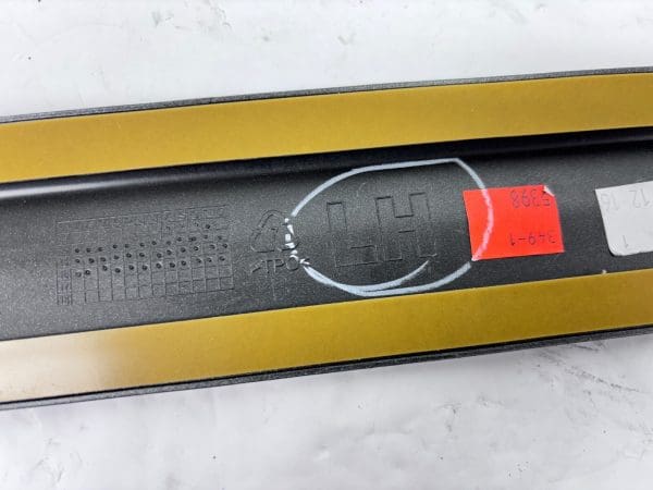 2014-2019 TOYOTA HIGHLANDER GRAY REAR LEFT DOOR OEM MOLDING TRIM pt938-48141-xx - Image 11