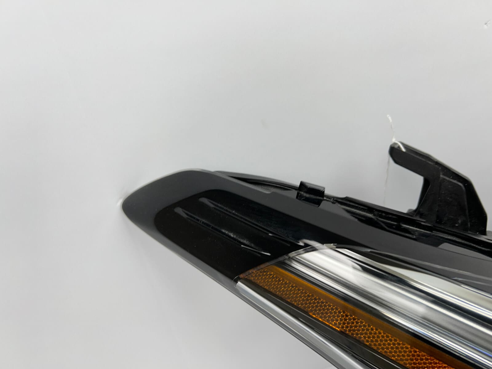 2022 2023 2024 toyota tundra platinum full led front right oem headlight - Image 11