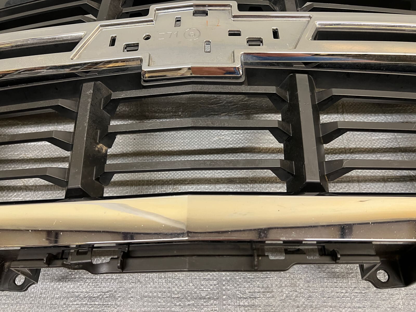 2014 2015 CHEVY SILVERADO 1500 FRONT OEM GRILLE GENUINE - Image 6