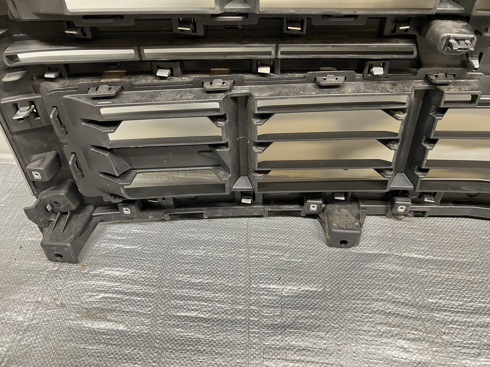 2014 2015 CHEVY SILVERADO 1500 FRONT OEM GRILLE GENUINE - Image 14