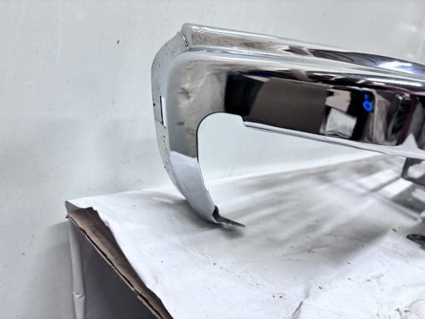 OEM 2015-2018 2019 2020 2021 2022 CHEVY COLORADO REAR BUMPER CHROME 84568268 - Image 2