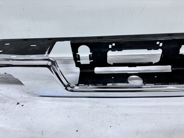 OEM 2015-2018 2019 2020 2021 2022 CHEVY COLORADO REAR BUMPER CHROME 84568268 - Image 7