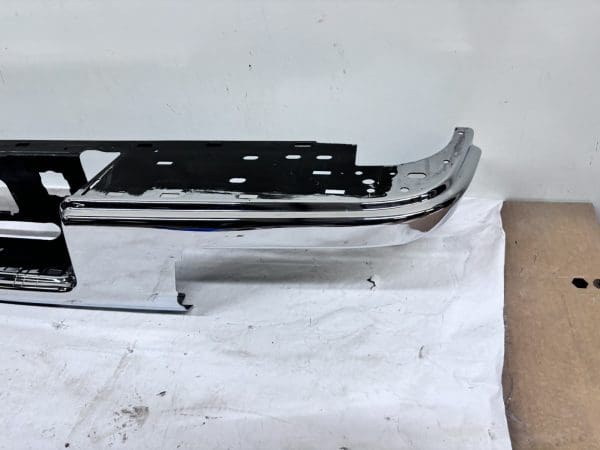 OEM 2015-2018 2019 2020 2021 2022 CHEVY COLORADO REAR BUMPER CHROME 84568268 - Image 11