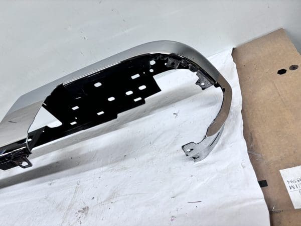 OEM 2015-2018 2019 2020 2021 2022 CHEVY COLORADO REAR BUMPER CHROME 84568268 - Image 12