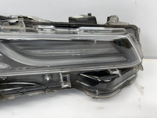 2020 2021 2022 TOYOTA COROLLA FULL LED FRONT RIGHT OEM HEADLIGHT BROKEN TABS - Image 4