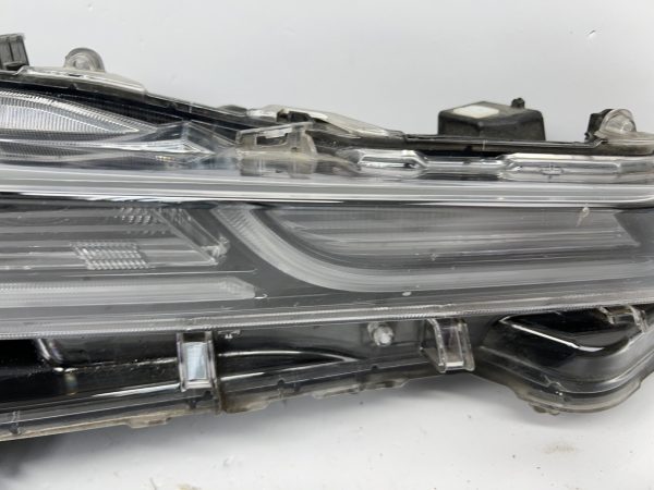 2020 2021 2022 TOYOTA COROLLA FULL LED FRONT RIGHT OEM HEADLIGHT BROKEN TABS - Image 5