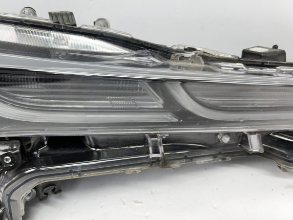 2020 2021 2022 TOYOTA COROLLA FULL LED FRONT RIGHT OEM HEADLIGHT BROKEN TABS - Image 6