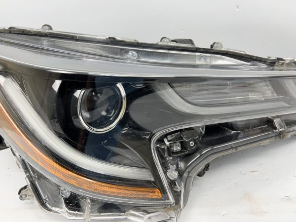 2020 2021 2022 TOYOTA COROLLA FULL LED FRONT RIGHT OEM HEADLIGHT BROKEN TABS - Image 9