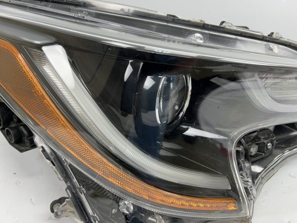 2020 2021 2022 TOYOTA COROLLA FULL LED FRONT RIGHT OEM HEADLIGHT BROKEN TABS - Image 11