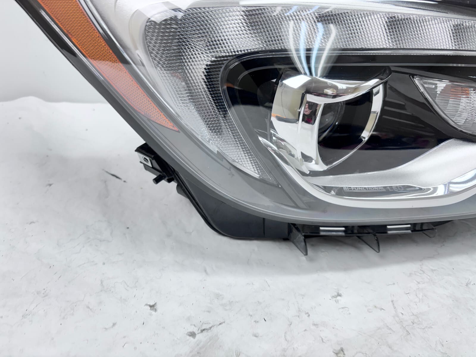 84486951 2019 2020 BUICK ENVISION LED FRONT RIGHT OEM HEADLIGHT - Image 8