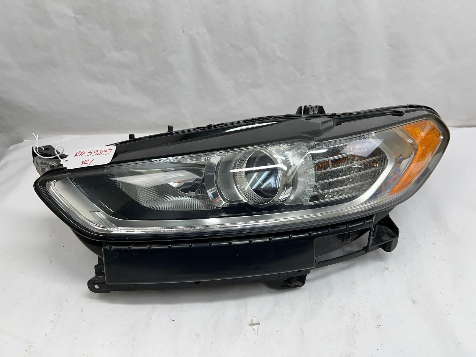 2013 2014 2015 2016 ford fusion halogen front left oem headlight