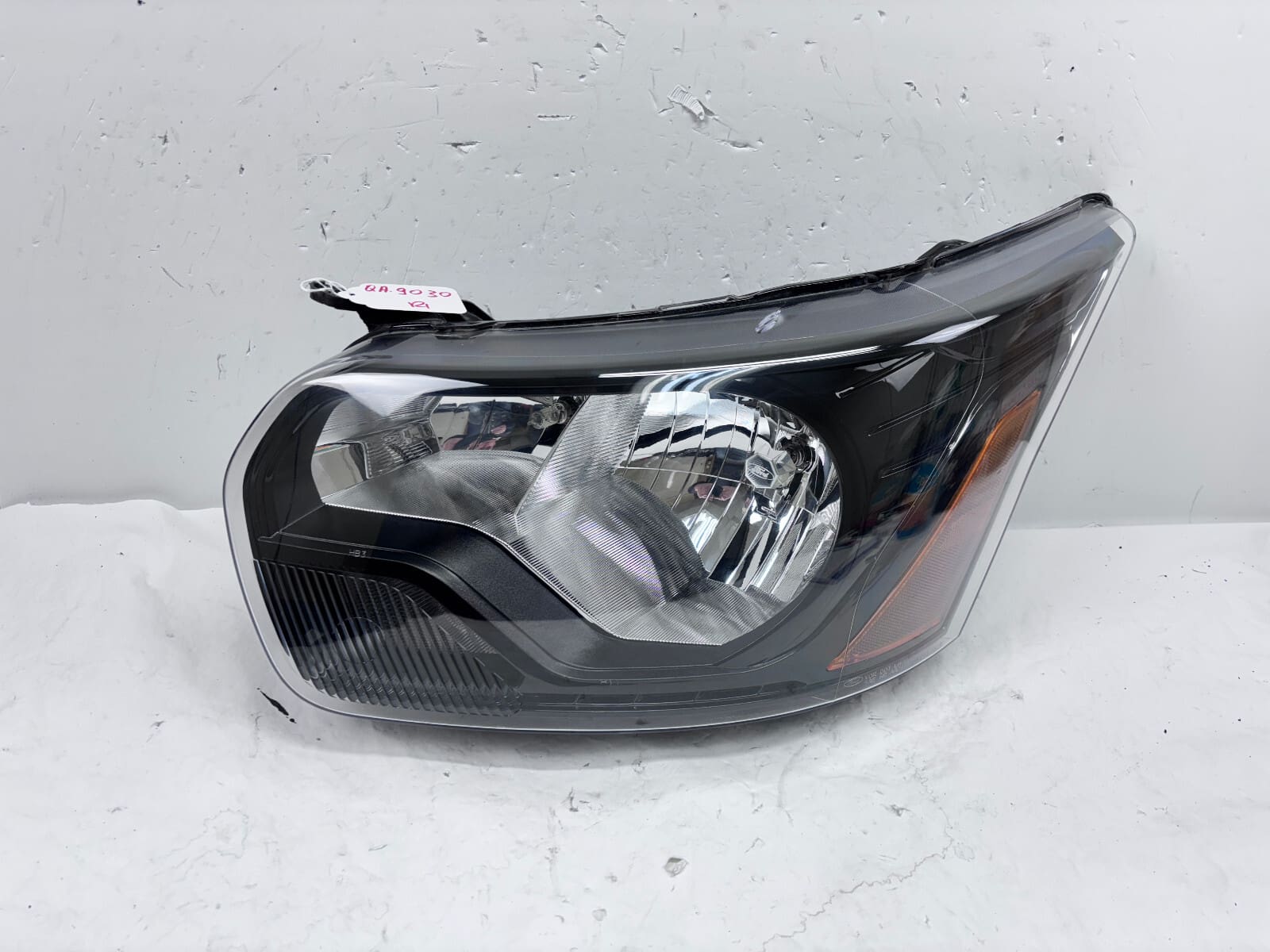 NICE 2015-2018 2019 2020 2021 FORD TRANSIT 150 250 350 FRONT LEFT OEM HEADLIGHT - Image 2