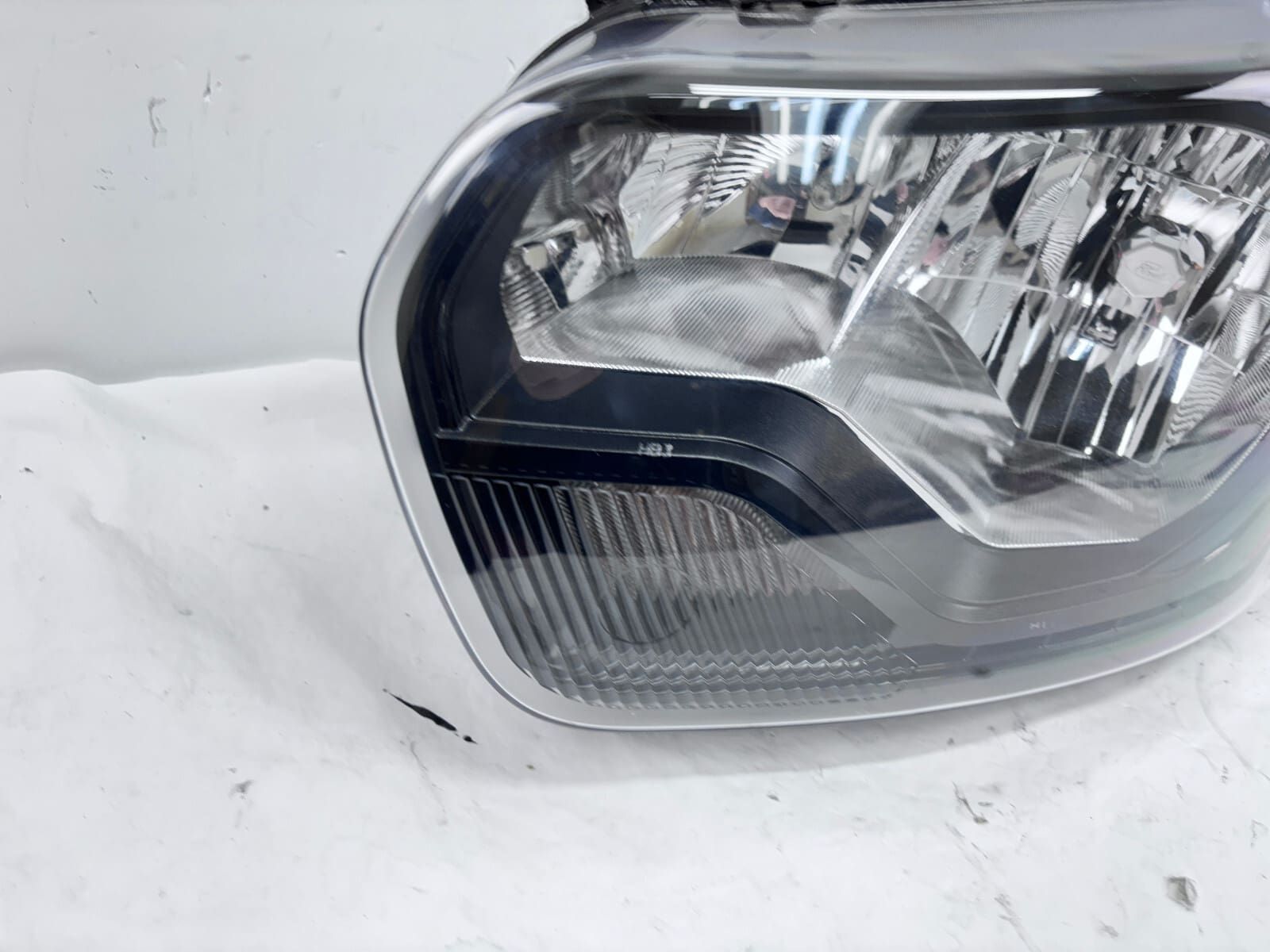 NICE 2015-2018 2019 2020 2021 FORD TRANSIT 150 250 350 FRONT LEFT OEM HEADLIGHT - Image 13