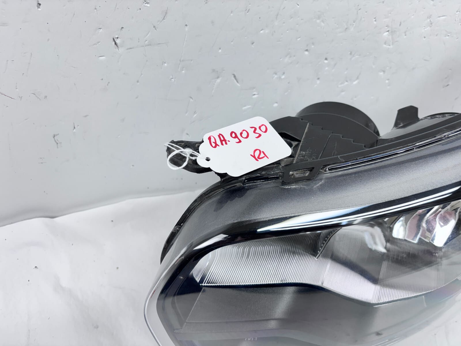 NICE 2015-2018 2019 2020 2021 FORD TRANSIT 150 250 350 FRONT LEFT OEM HEADLIGHT - Image 14