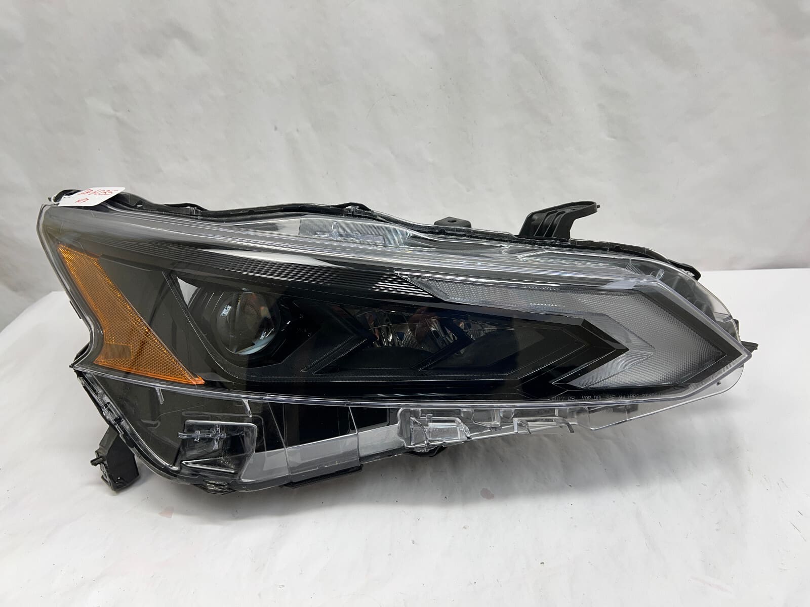Nice 2023 2024 nissan altima full led black front right oem headlight 260109hf0c