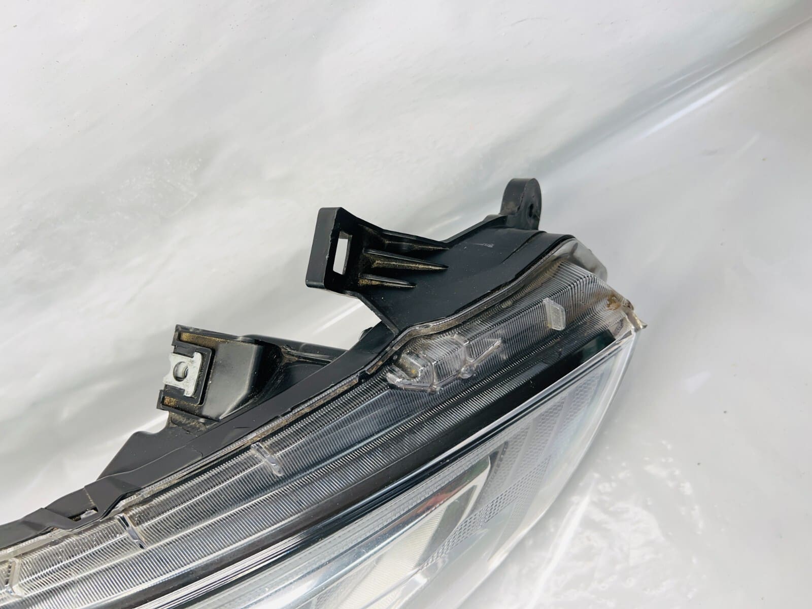 2016 2017 2018 NISSAN ALTIMA HALOGEN FRONT RIGHT OEM HEADLIGHT - Image 9
