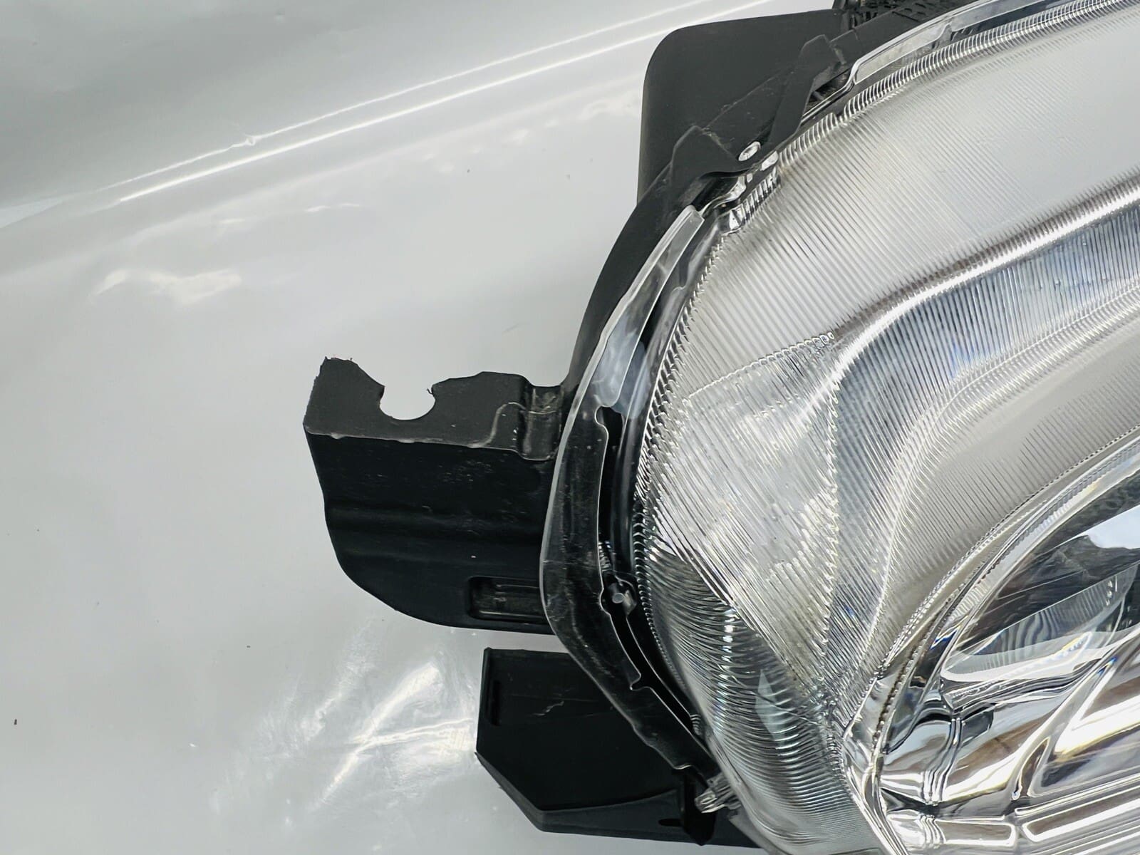 TABS 2016 2017 2018 2019 2020 2021 2022 TOYOTA TACOMA HALOGEN LEFT OEM HEADLIGHT - Image 11