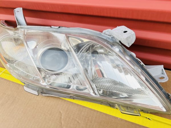 ⭐️ 2007 2008 2009 TOYOTA CAMRY FRONT RIGHT OEM HEADLIGHT ALL TABS - Image 2