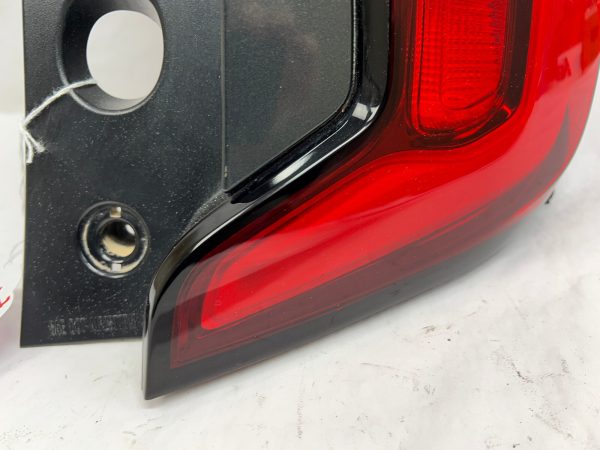 84774111  2018 2019 2020 2021 gmc terrain led rear right oem tail light - Image 10