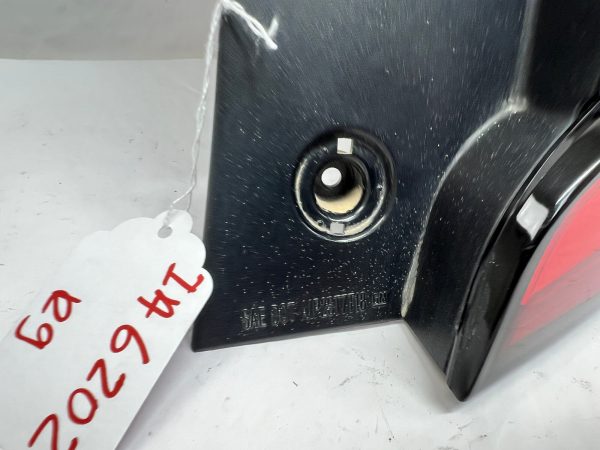 84774111  2018 2019 2020 2021 gmc terrain led rear right oem tail light - Image 12