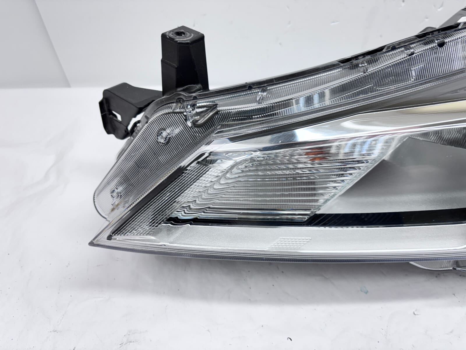 2021 2022 2023 NISSAN KICKS HALOGEN FRONT LEFT OEM HEADLIGHT 26010-5R00A - Image 5