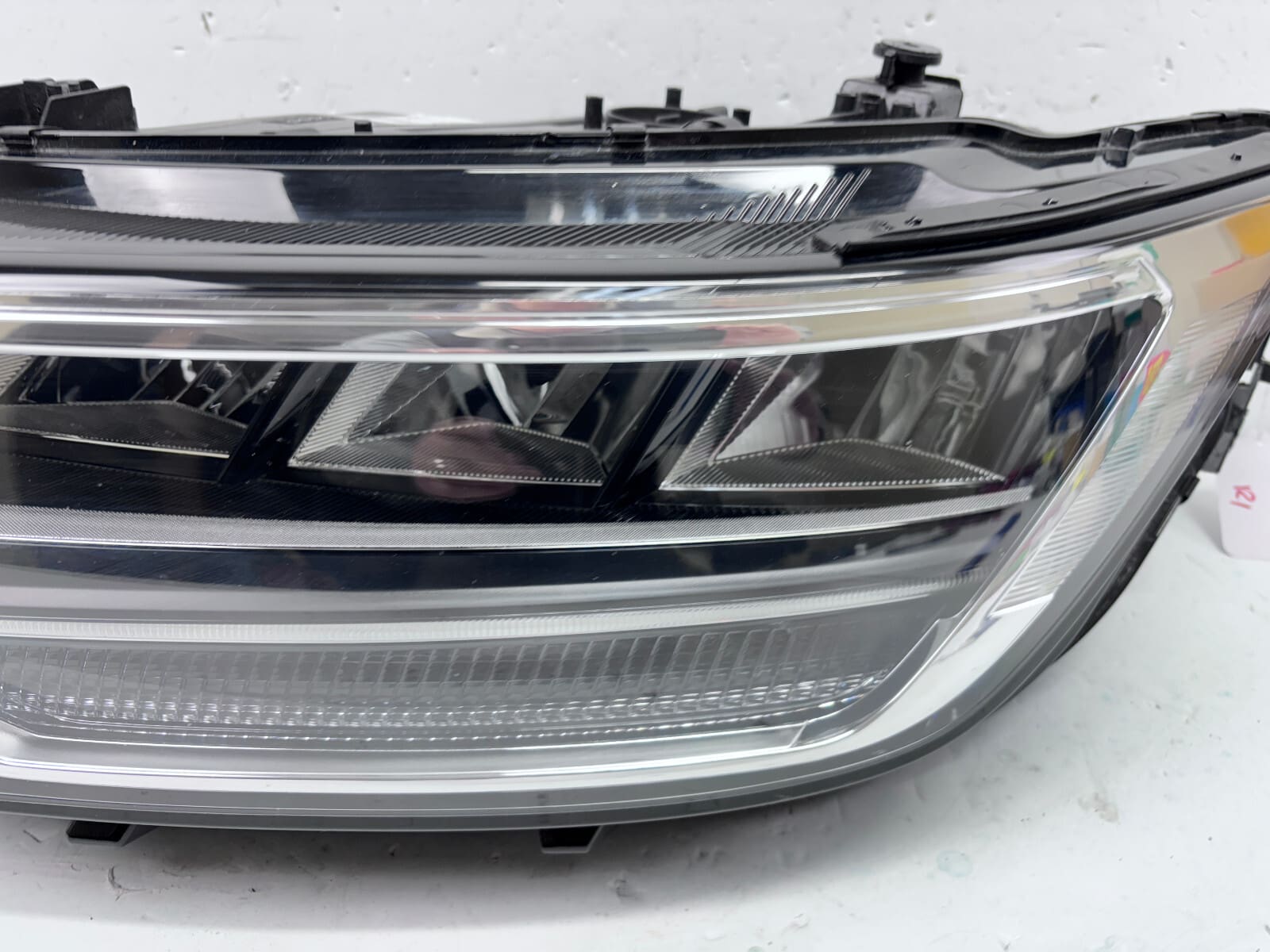 2022 2023 2024 VW TIGUAN LED FRONT LEFT OEM HEADLIGHT 5NL941035A - Image 10