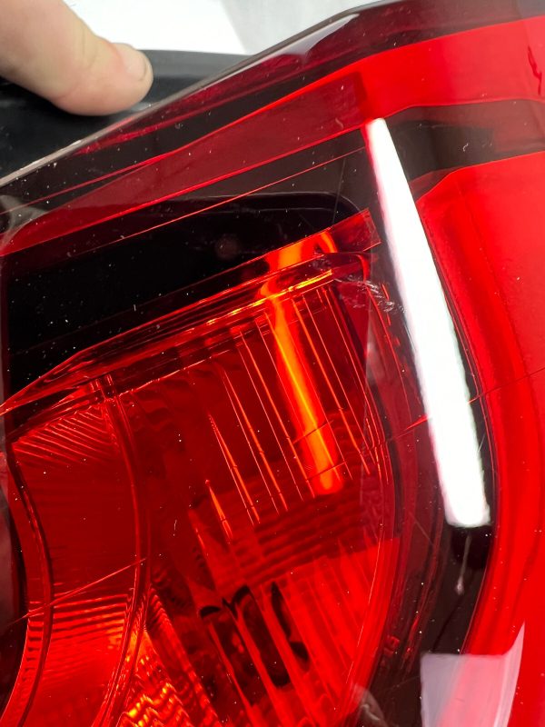 84774111  2018 2019 2020 2021 gmc terrain led rear right oem tail light - Image 15