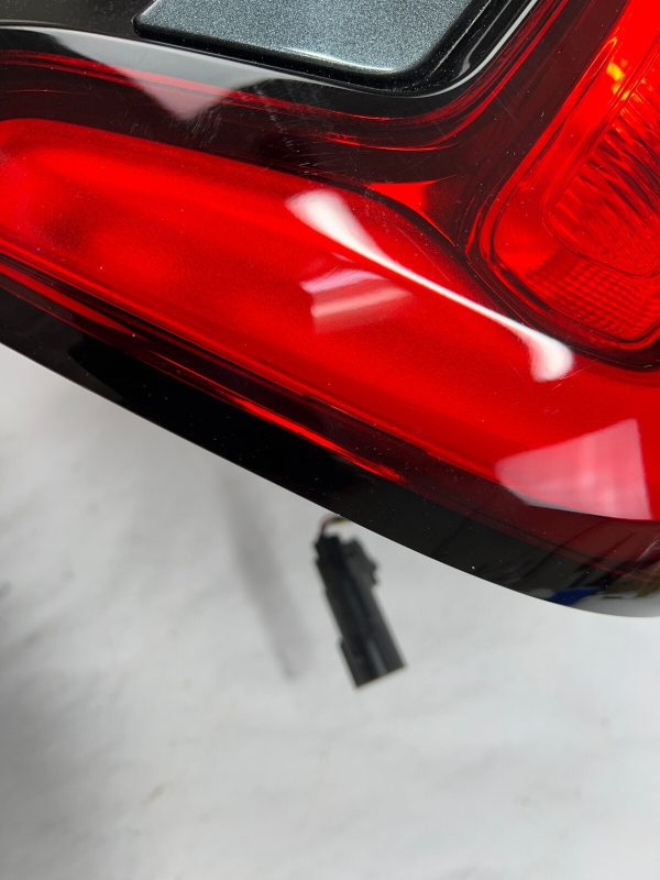 84774111  2018 2019 2020 2021 gmc terrain led rear right oem tail light - Image 16