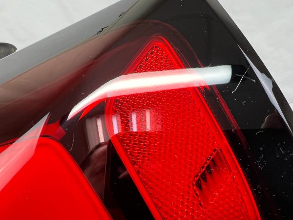 84774111  2018 2019 2020 2021 gmc terrain led rear right oem tail light - Image 17